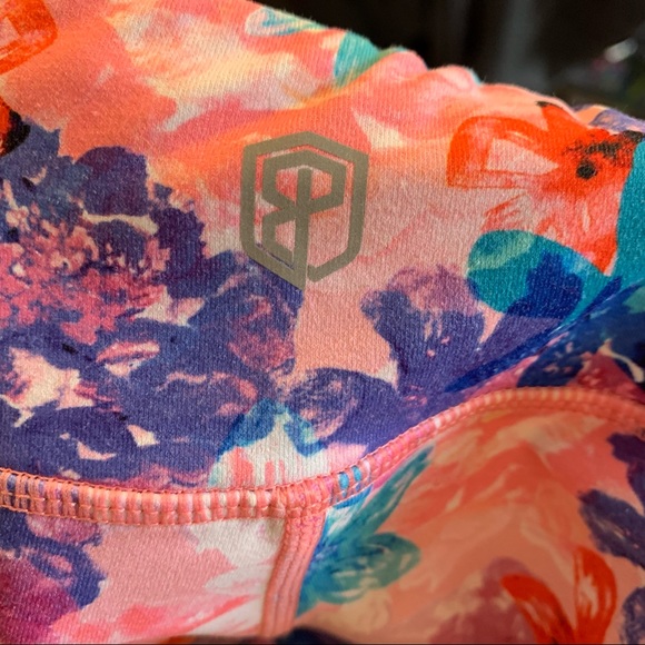 Born Primitive | Double Take Booty Shorts | Floral | - Picture 4 of 4